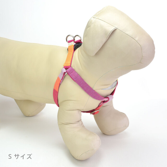 フューシャハーネス
