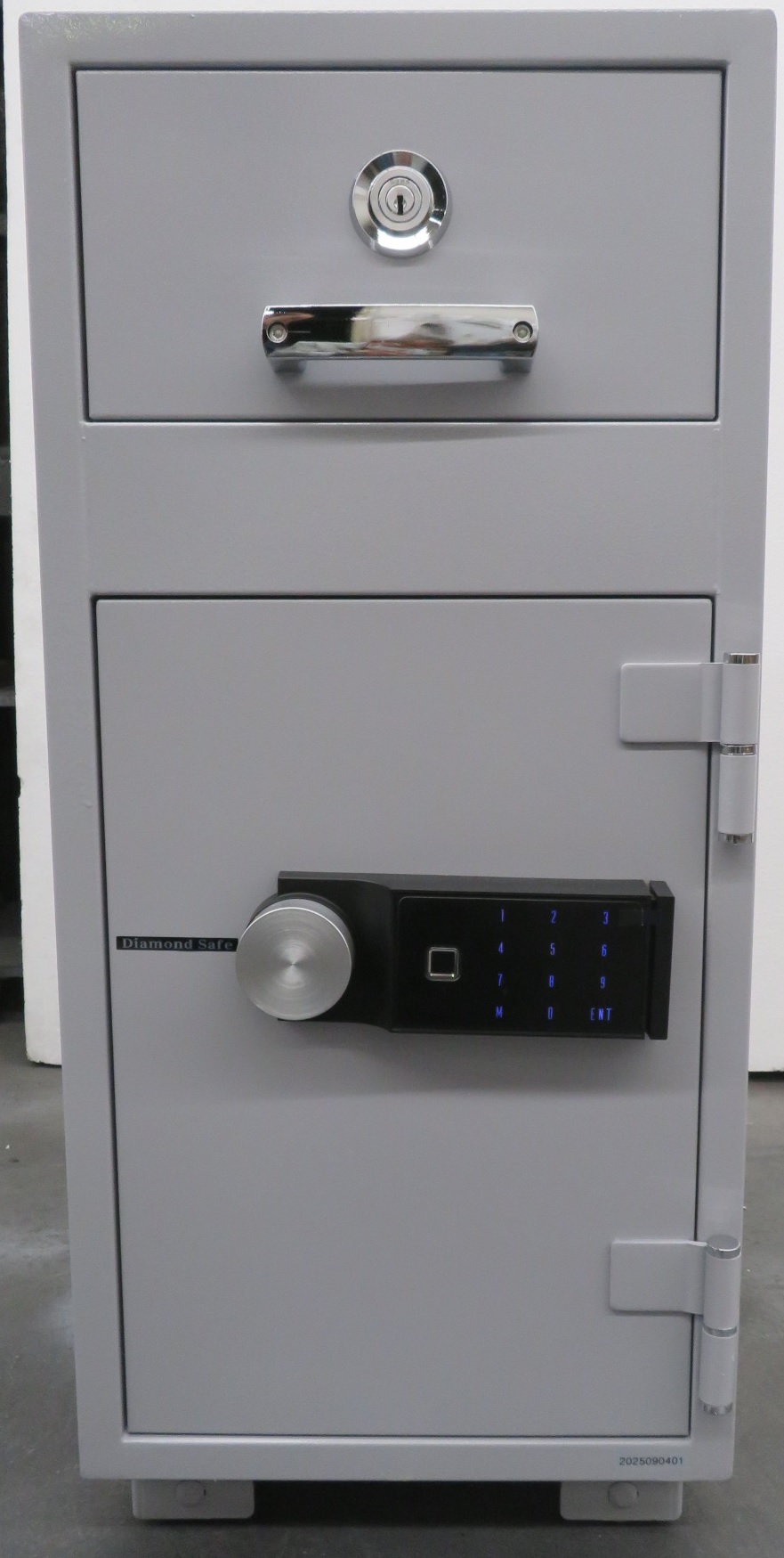 SP79 ダイヤセーフ 投入式金庫 指紋認証タイプ 幅346×奥行475×高さ780mm