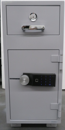 SP79 ダイヤセーフ 投入式金庫 指紋認証タイプ 幅346×奥行475×高さ780mm