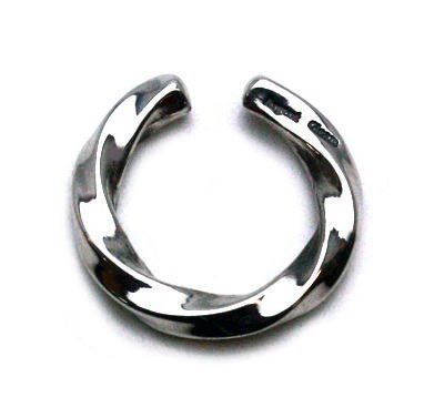 ＡＲＧＥＮＴ ＧＬＥＡＭ　アージェントグリーム　ツイストイヤーカフス