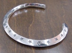 ＡＲＧＥＮＴ ＧＬＥＡＭ　アージェントグリーム　ピラミッドスターバングル ＴＢ－325