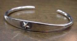 ＡＲＧＥＮＴ ＧＬＥＡＭ　アージェントグリーム　スター バングル