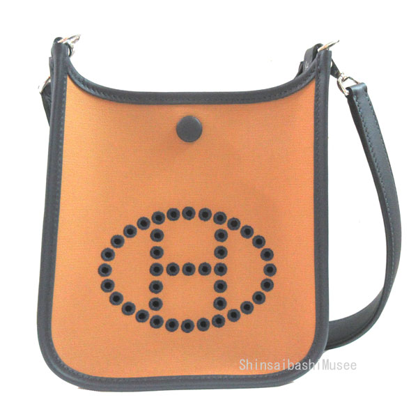 ≪Brand new≫ Hermes Neo Evelyn 16 Mini TPM Dune Cassis Silver Hardware Toile Officier Shoulder Bag≪新品≫ エルメス ネオ エヴリン 16 ミニ デューン カシス シルバー金具 トワル オフィシエ ショルダーバック