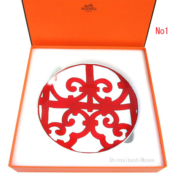 ≪新品≫HERMES エルメス ガダルキヴィール シリーズ パンプレート 1枚 17cm No1 皿 デッシュ プレート GUADALQUIVIR White / Red プレゼント 箱　レア！ ホワイト/レッド 赤 白