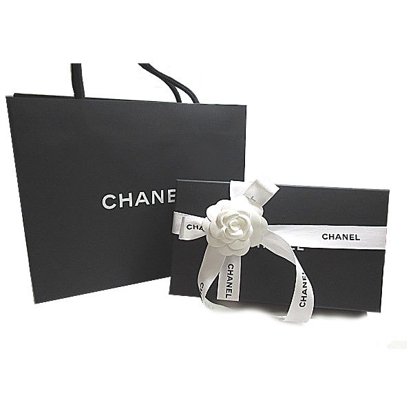 CHANEL バッグ❤︎空箱＆カメリア⭐︎リボン 保存袋付き　マトラッセ空箱 CHANEL バッグ❤︎空箱＆カメリア⭐︎リボン 保存袋付き