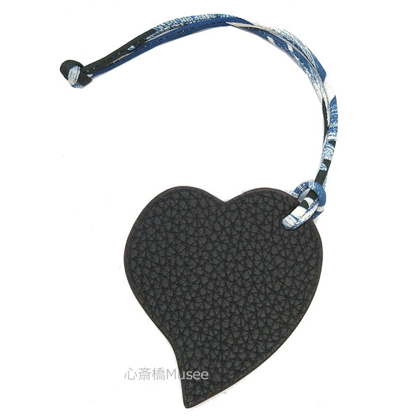 ≪ 新品 ≫ エルメス プティアッシュ チャーム ハート　ブラック　エトゥープ 2 箱 リボン ラッピング　Hermes Petit H charm Heart Black Etope