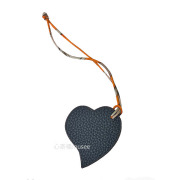 ≪ 新品 ≫ エルメス プティアッシュ チャーム ハート　ブラック　エトゥープ 箱 リボン ラッピング　Hermes Petit H charm Heart Black Etope