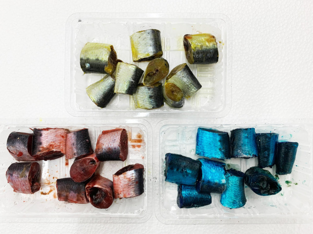 冷凍エサ オリジナル ぶつ切りイワシ（赤・黄・青）アミノ酸配合！ 釣餌