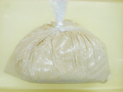 オリジナル　配合えさ　素ヌカ（2kg）