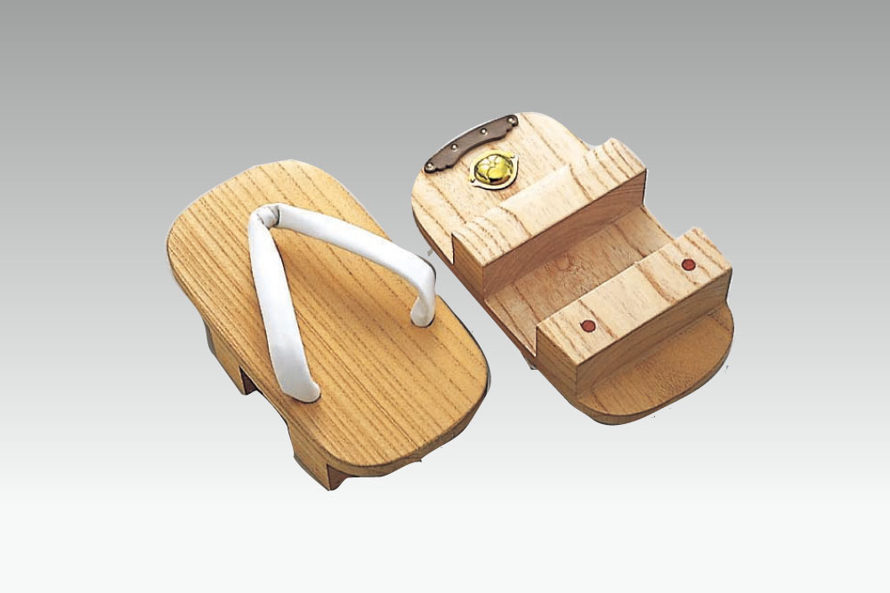 【下駄　男性用　白鼻緒】一枚桐下駄　丸型