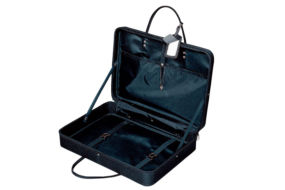 ※2026年6月入荷【法衣 カバン】 衣装かばん　革ネームプレート付