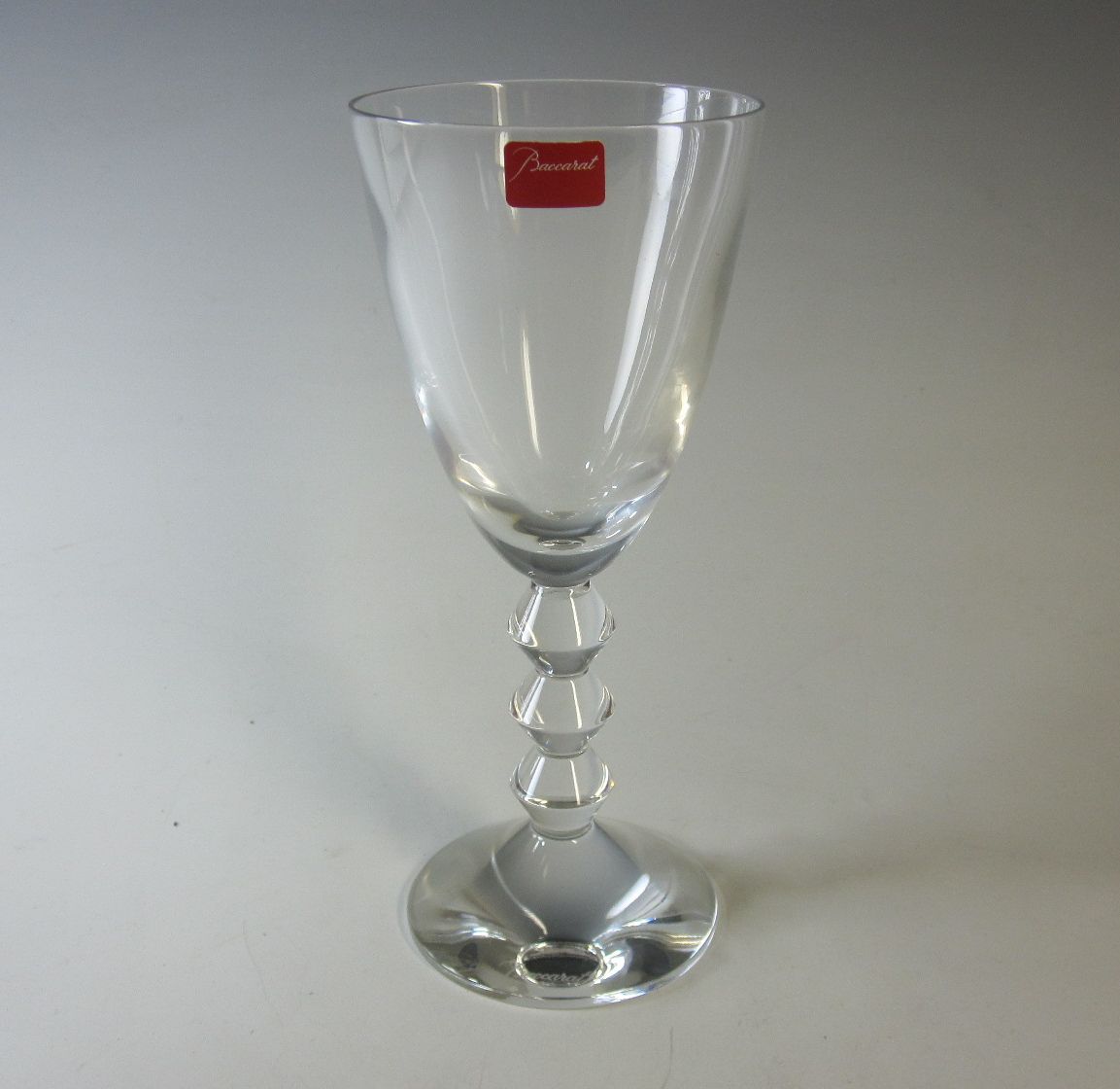 Baccarat - 未使用 Baccarat バカラ ベガ ワイングラス 1客 高さ18cm SM4122V1 Baccarat (バカラ) ワイングラス ベガ ペア｜トレファクONLINE