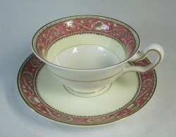 ウェッジウッドWedgwood ラニミードピンク カップ＆ソーサー