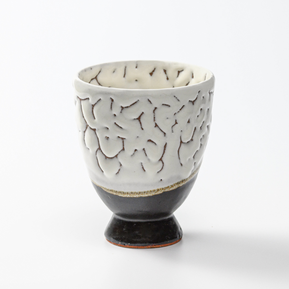 萩焼(伝統的工芸品)タンブラー大掛分け(鬼白松＆黒釉)呉器撥高台No732