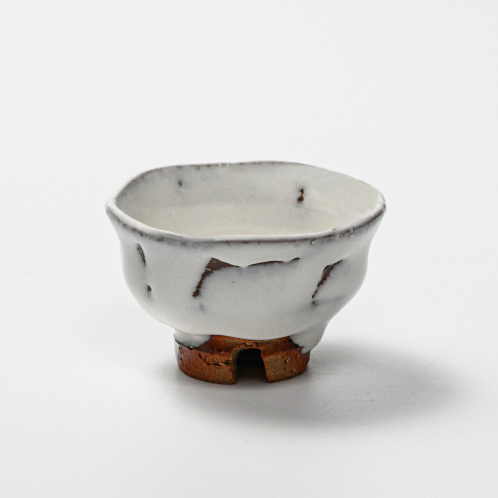 萩焼(伝統的工芸品)ぐい呑鬼白竹柿蒂No824