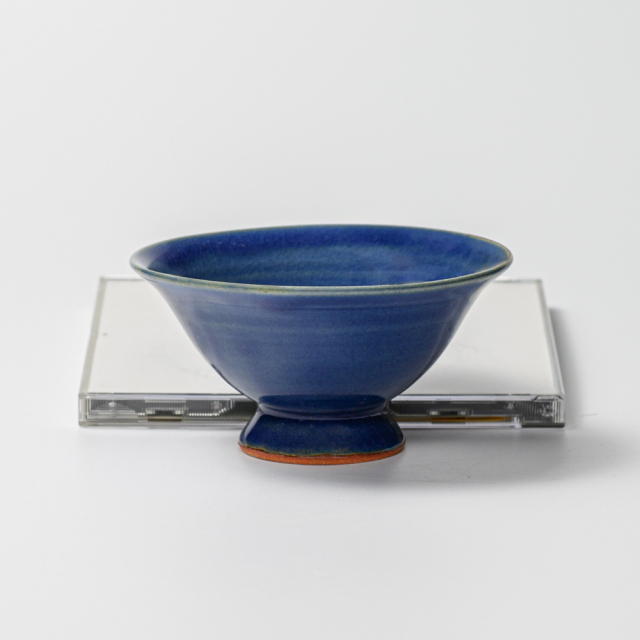 萩焼(伝統的工芸品)小鉢藍釉末広