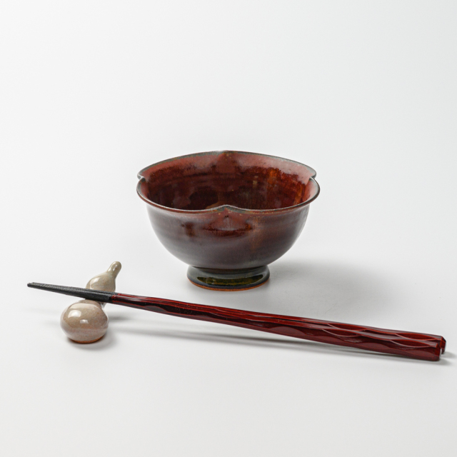 萩焼(伝統的工芸品)小鉢鉄赤釉四つ葉