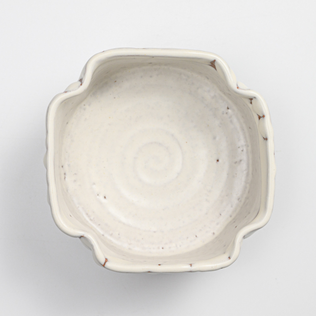 萩焼(伝統的工芸品)小鉢鬼白特四方へこみ