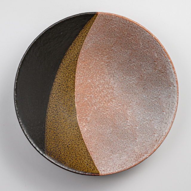 萩焼(伝統的工芸品)深鉢掛分け(鬼萩＆黒釉)末広