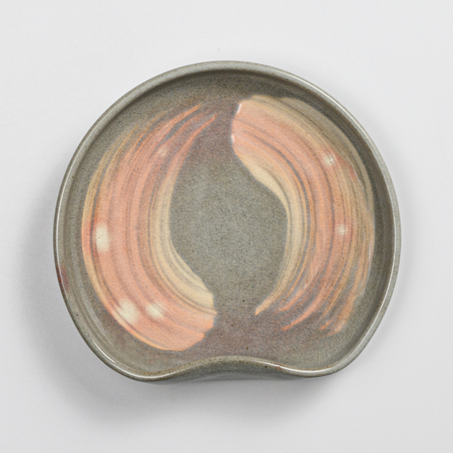 萩焼(伝統的工芸品)銘々皿刷毛青豆形一辺