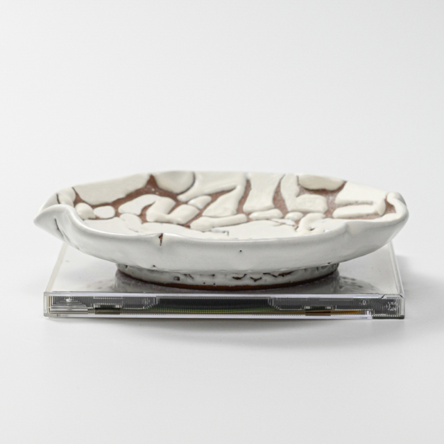 萩焼(伝統的工芸品)銘々皿鬼白松木の葉