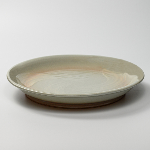 信楽焼 灰刷毛 30cm 大皿 白刷毛目 日本製 丸皿 和食器 焼き物 灰遊 信楽焼 灰刷毛 30cm 大皿 白刷毛目 日本製 丸皿 和食器 焼き物 灰遊