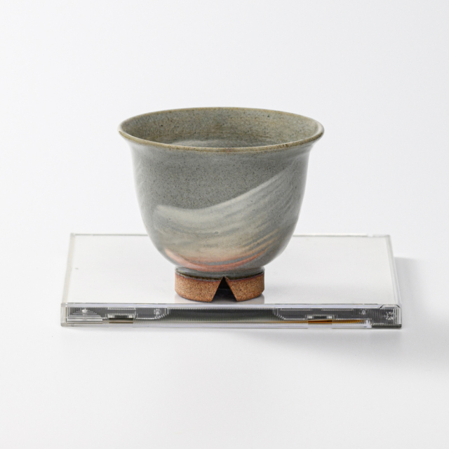 萩焼(伝統的工芸品)汲出し湯呑中刷毛青朝顔No132