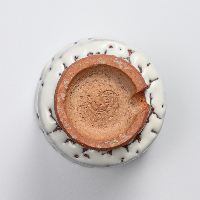 萩焼(伝統的工芸品)湯呑小鬼白松端反えくぼ