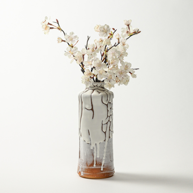 萩焼(伝統的工芸品)花入鬼白松肩衝ヘラメNo1412