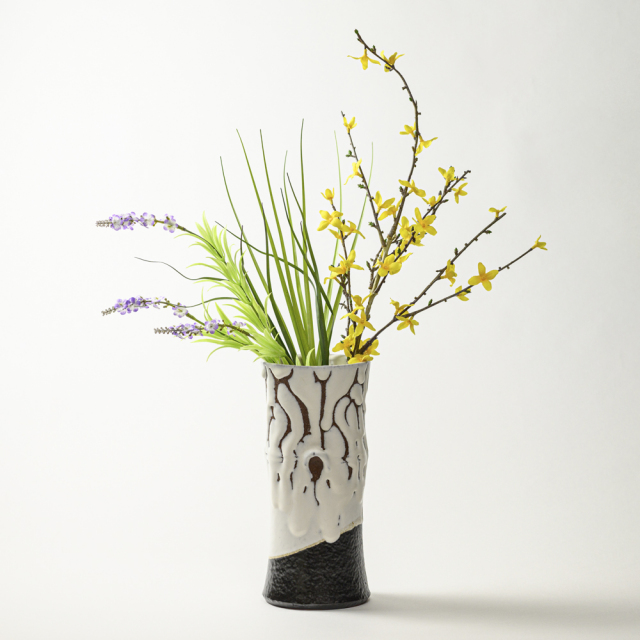 萩焼(伝統的工芸品)花入特大掛分け(鬼白松&黒釉)