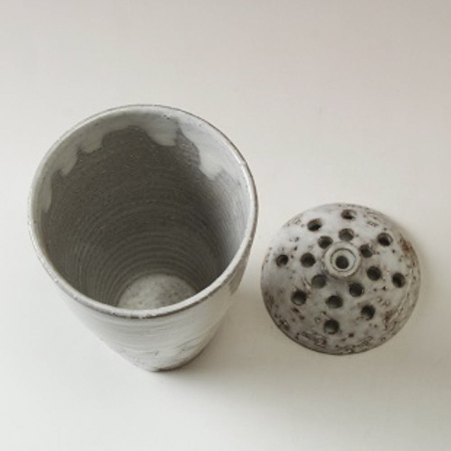 萩焼(伝統的工芸品)花入れ広口小白萩掛分け呉器(花留め選択)No1527