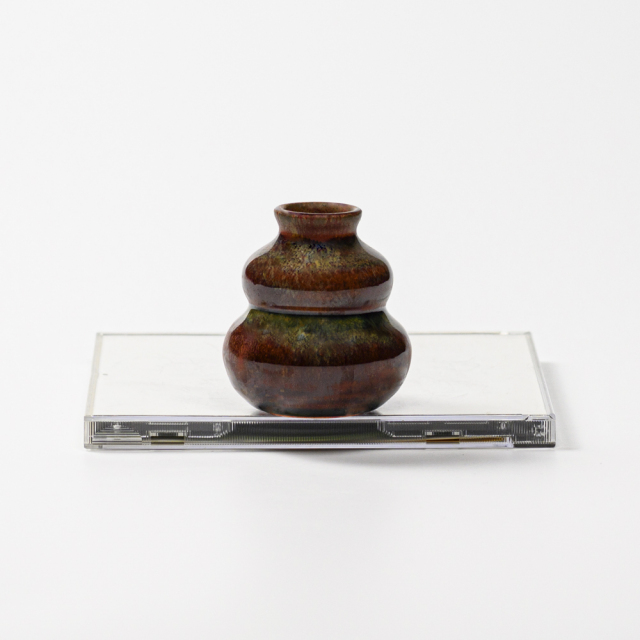 萩焼(伝統的工芸品)豆花入鉄赤釉瓢箪No1551
