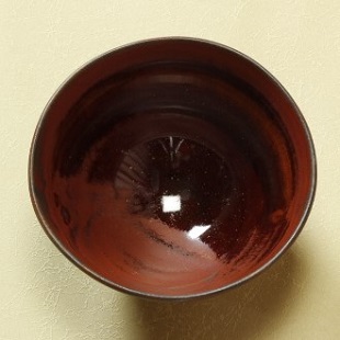 萩焼(伝統的工芸品)抹茶碗鉄赤釉井戸形