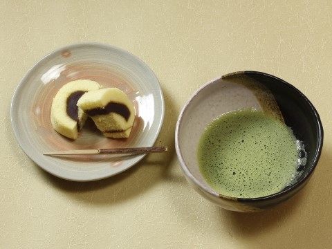 萩焼(伝統的工芸品)抹茶碗上掛分け(鬼白荒梅＆黒釉)馬盥