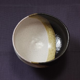 萩焼(伝統的工芸品)抹茶碗上掛分け(鬼白荒梅＆黒釉)馬盥