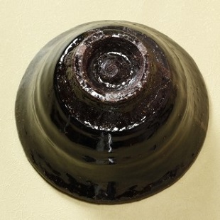 萩焼(伝統的工芸品)抹茶碗上掛分け(黒釉＆銀黒星釉)端反