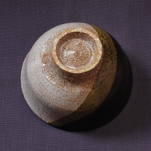 萩焼(伝統的工芸品)抹茶碗上掛分け(黒釉＆鬼萩)柿のへた