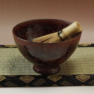 萩焼(伝統的工芸品)抹茶碗特鉄赤釉荒黒刷毛井戸形