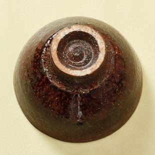 萩焼(伝統的工芸品)抹茶碗特鉄赤釉荒黒刷毛井戸形