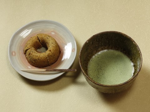 萩焼(伝統的工芸品)抹茶碗特緑釉荒半筒