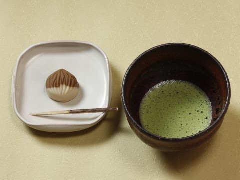 萩焼(伝統的工芸品)抹茶碗上大鉄赤釉荒胴締