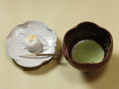萩焼(伝統的工芸品)抹茶碗特大鉄赤釉荒呉器輪花