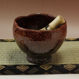 萩焼(伝統的工芸品)抹茶碗特大鉄赤釉荒呉器輪花