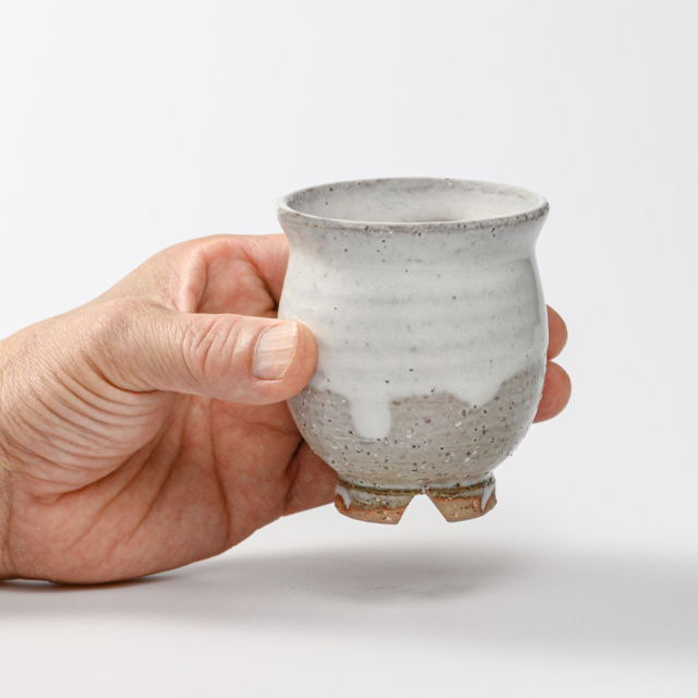 萩焼(伝統的工芸品)湯呑小白萩掛分け丸