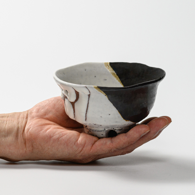 萩焼(伝統的工芸品)飯碗大掛分け(鬼白荒松＆黒釉)朝顔No360