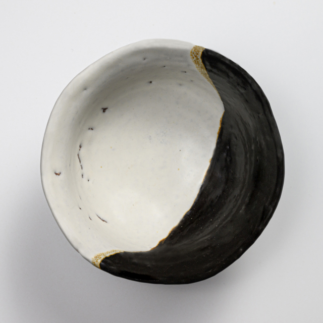 萩焼(伝統的工芸品)飯碗大掛分け(鬼白荒松＆黒釉)朝顔No360