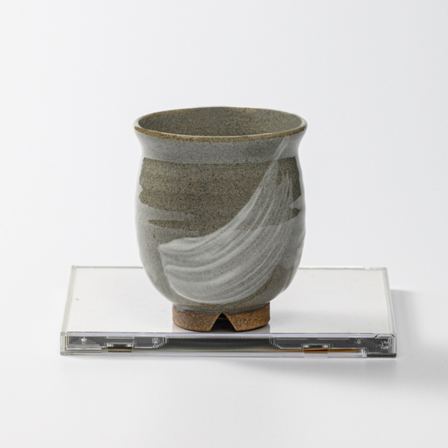 萩焼(伝統的工芸品)湯呑大刷毛青丸