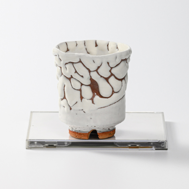 萩焼(伝統的工芸品)湯呑大鬼白松端反えくぼ