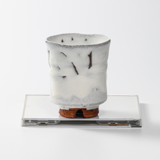 萩焼(伝統的工芸品)湯呑大鬼白竹端反えくぼ