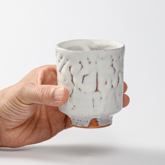 萩焼(伝統的工芸品)湯呑大鬼白松竹筒線彫